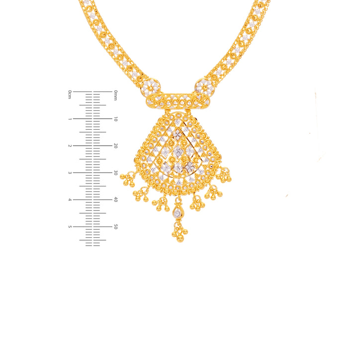 Ravishing Two tone Paata Haaram in 22K Gold