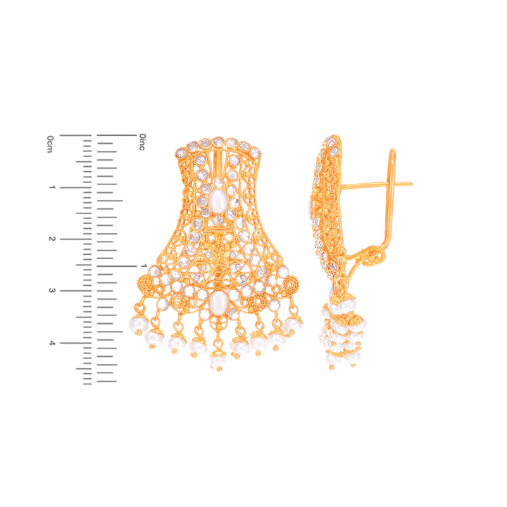 Ravishing Antique Pendant Set With Pearl & CZ In 22K Gold