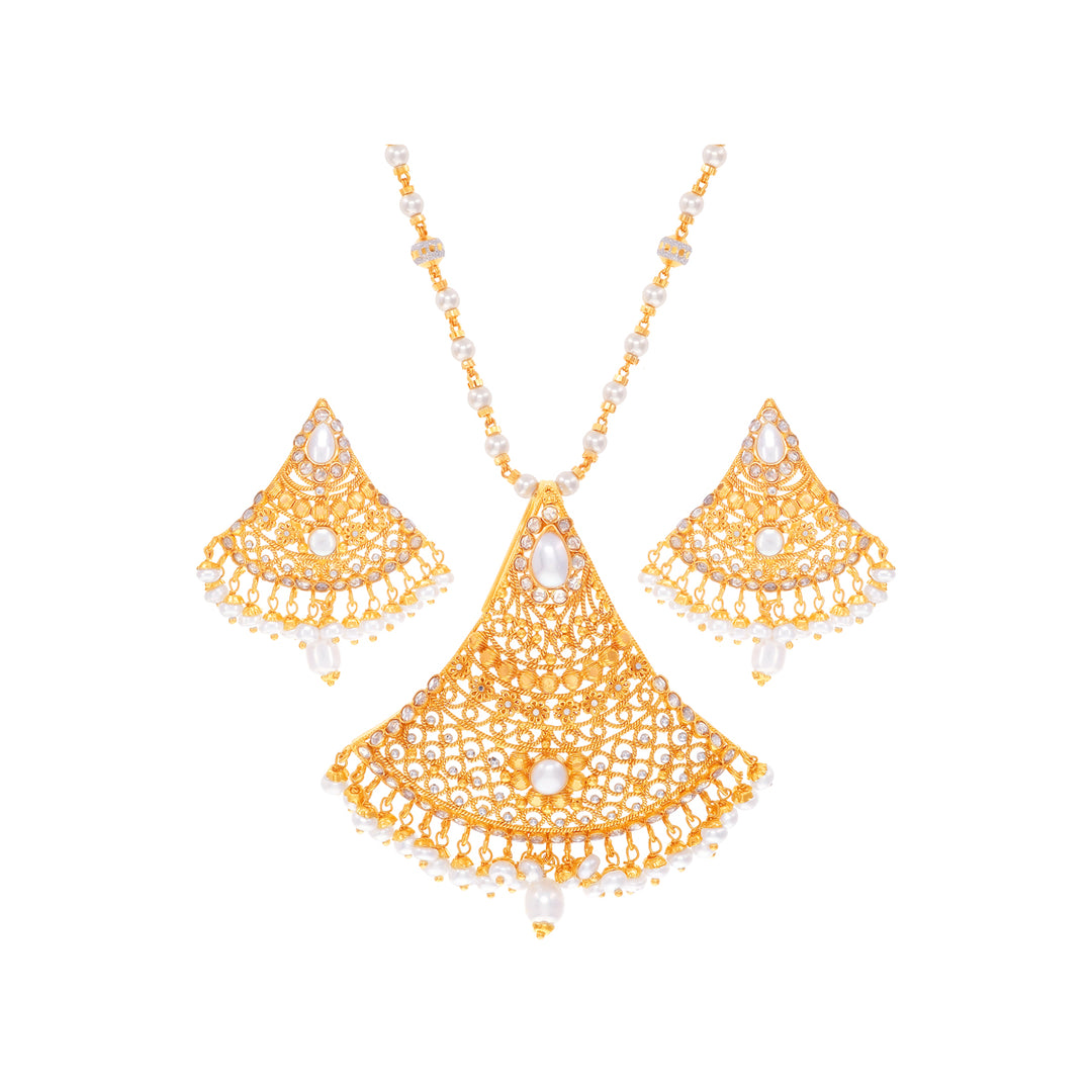 Delightful Antique Pendant Set With Pearl & CZ In 22K Gold