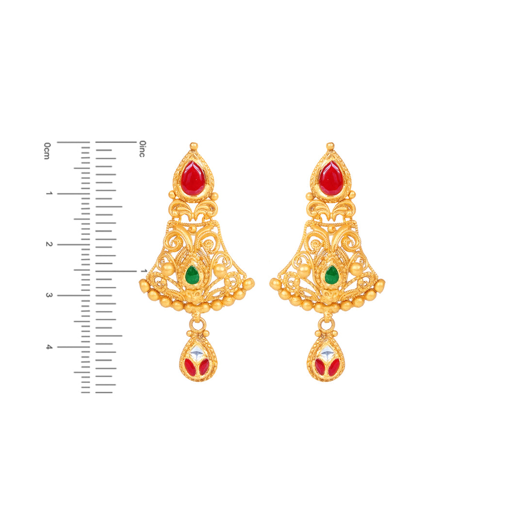 Glamorous Antique Necklace Set With Kundan & Gemstones in 22K Gold