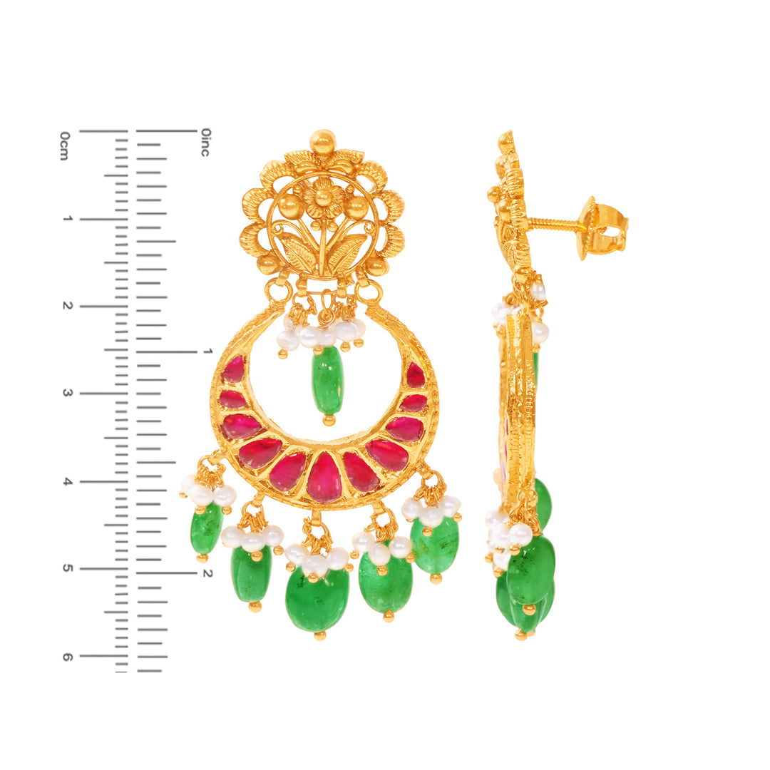 Lovely Antique Necklace Set With Kundan & Gemstones in 22K Gold