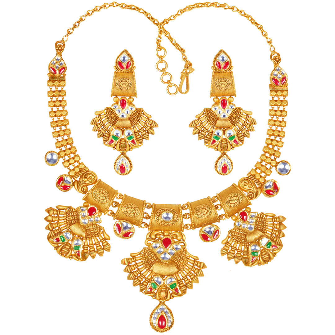 Distinctive Antique Necklace Set with Kundan Gemstones in 22K Gold