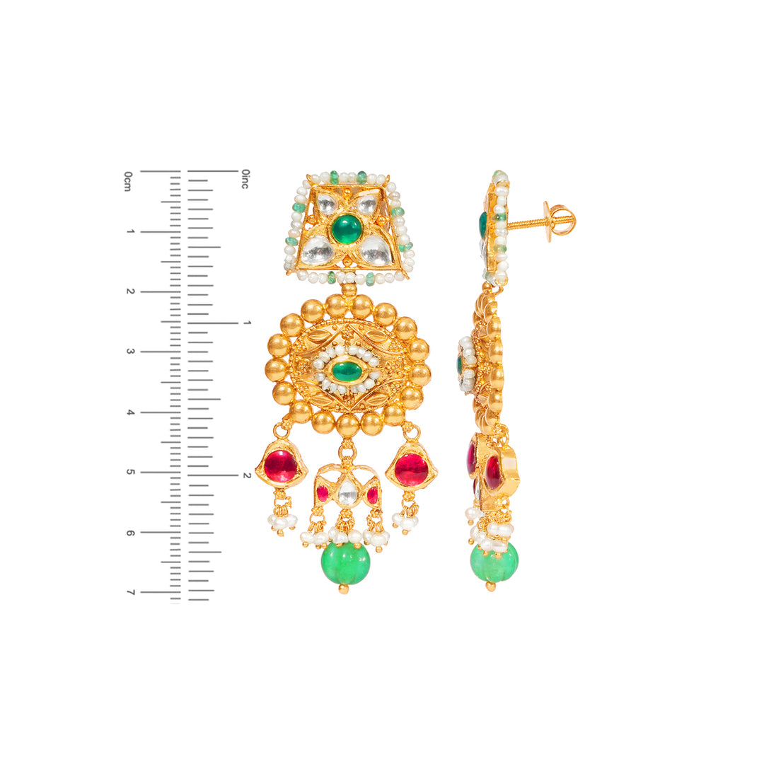 Enchanting Antique Necklace Set With Kundan & Gemstones in 22K Gold