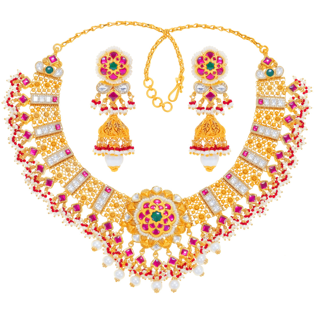 Charming Antique Necklace Set With Kundan & Gemstones in 22K Gold