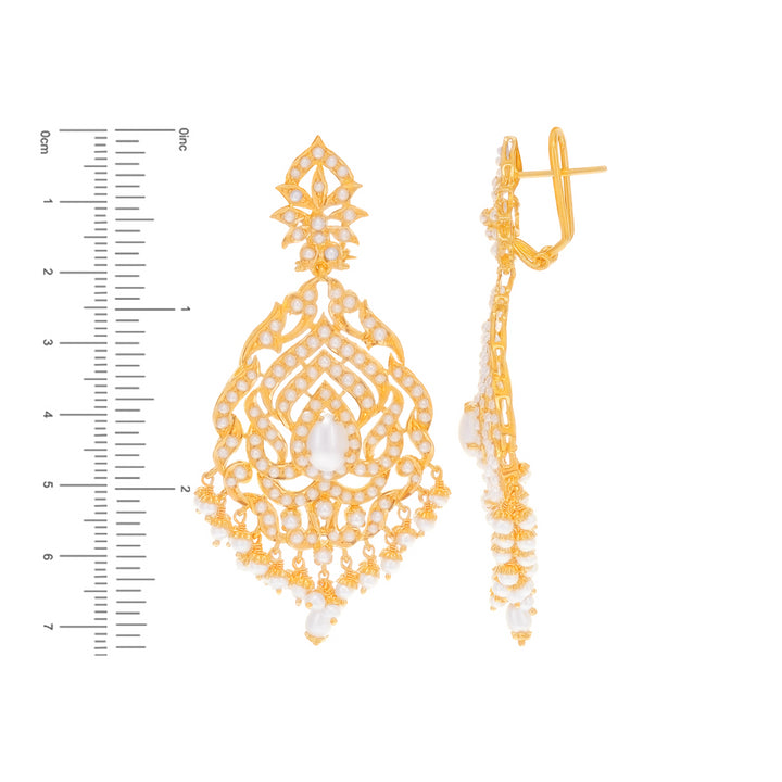 Mesmerizing Antique Pendant Set with Pearl in 22K Gold