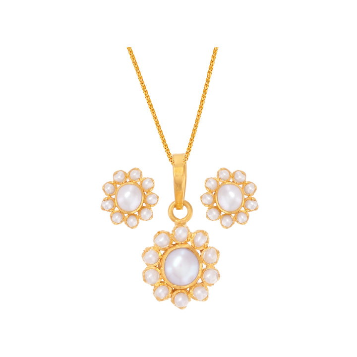 Charming Pendant Set With Pearl in 22K Gold