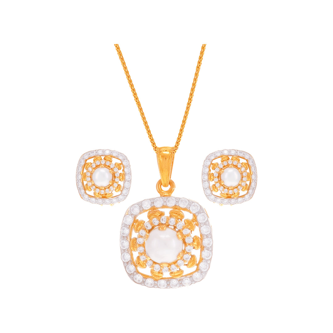 Endearing Antique Pendant Set With Pearl & CZ in 22K Gold