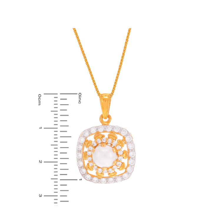Endearing Antique Pendant Set With Pearl & CZ in 22K Gold