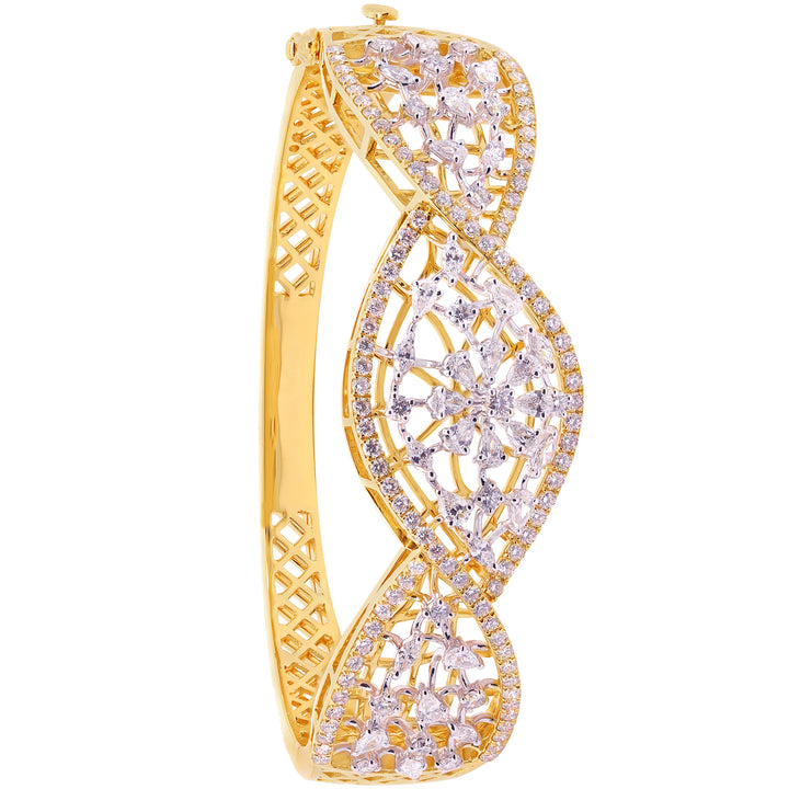 3.4Ct VVS/FG Diamond Bangle Bracelet in 18K Gold