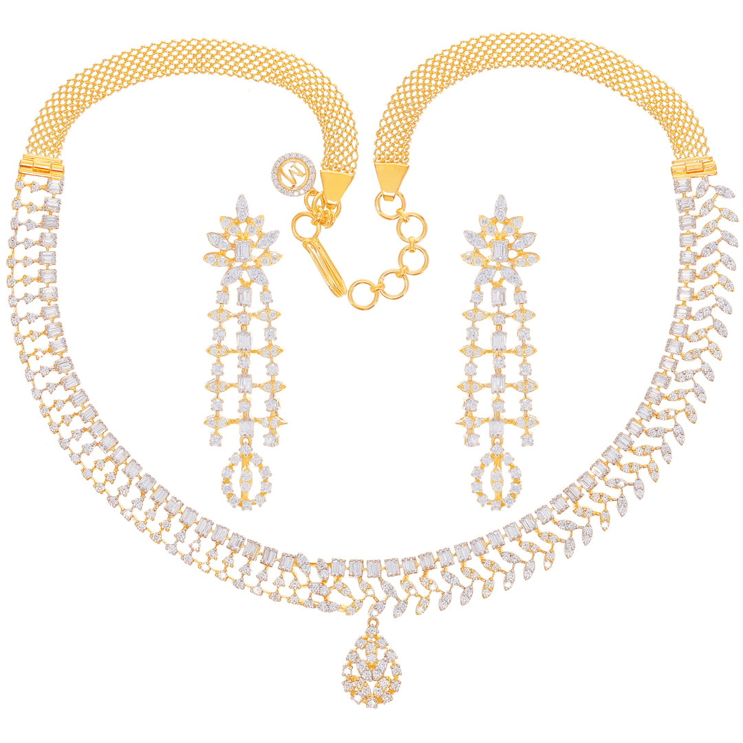 7.33Ct VVS/FG Diamond Necklace Set in 18K Gold