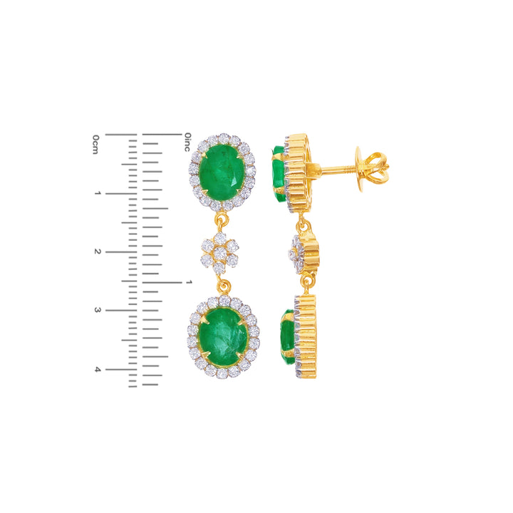 6.46Ct VS/GH Diamond Necklace Set With Emerald in 18K Gold