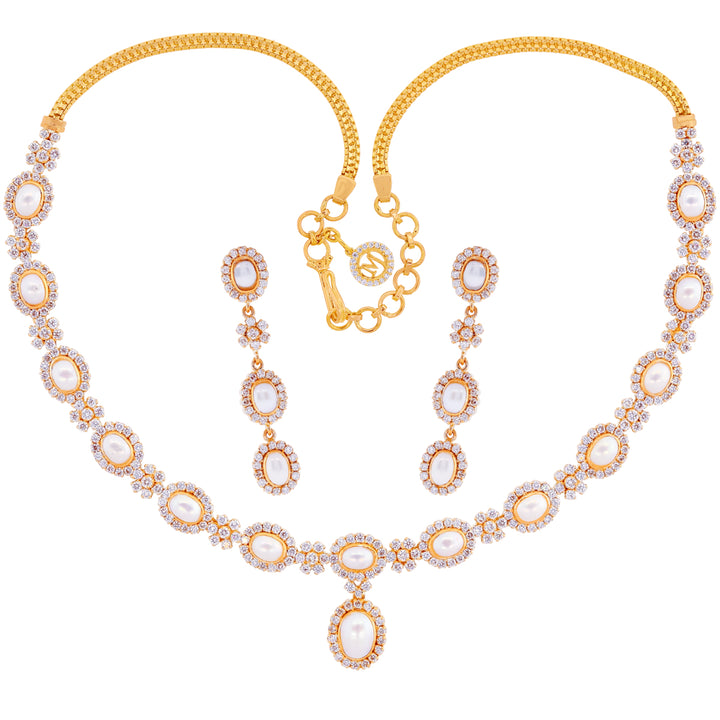 7.95Ct VS/GH Diamond Necklace Set With Pearl in 18K Gold