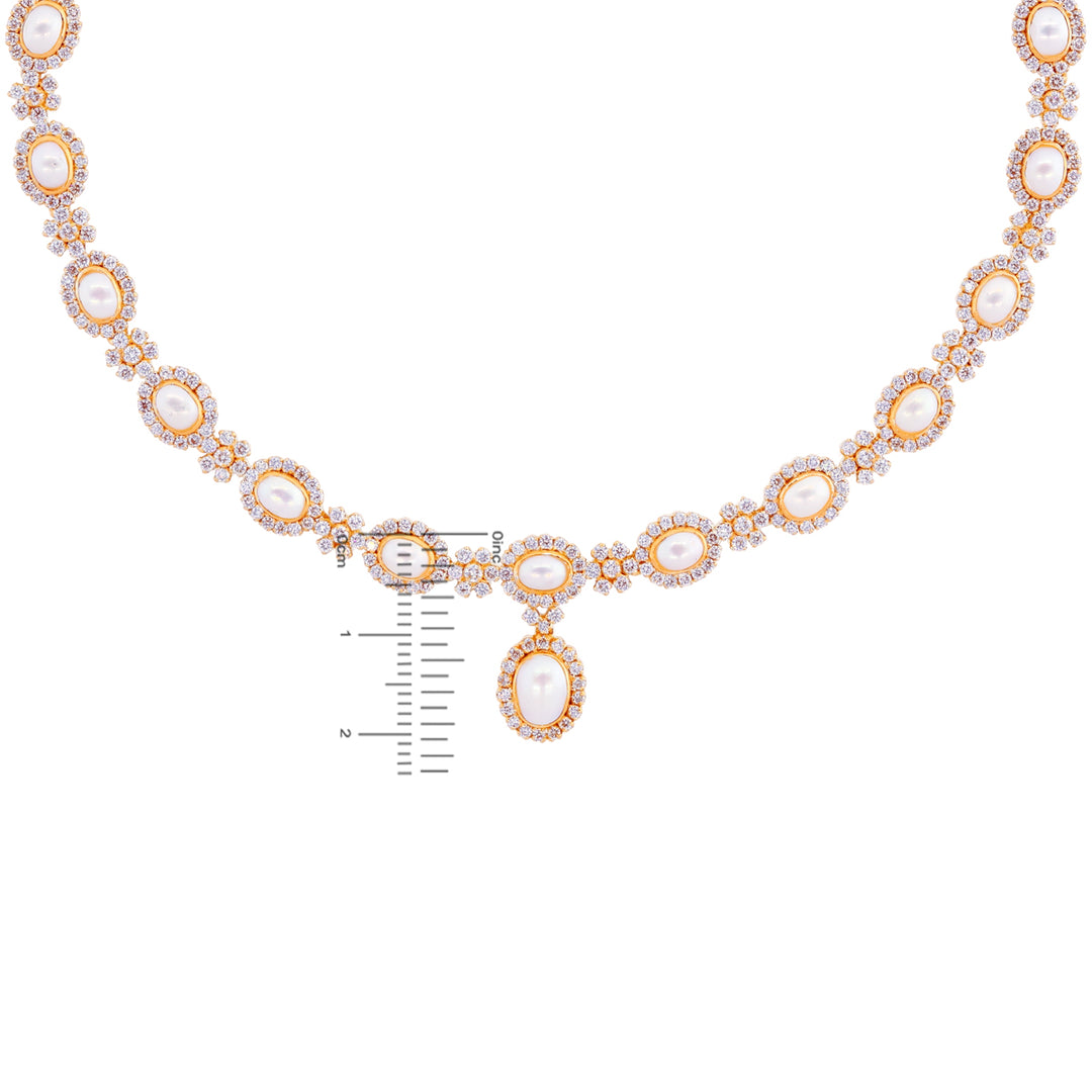 7.95Ct VS/GH Diamond Necklace Set With Pearl in 18K Gold