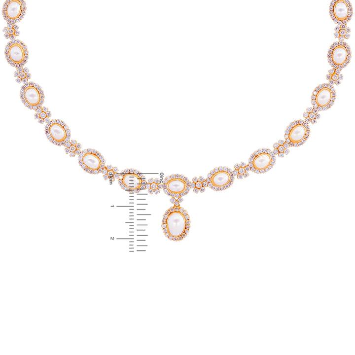 7.95Ct VS/GH Diamond Necklace Set With Pearl in 18K Gold