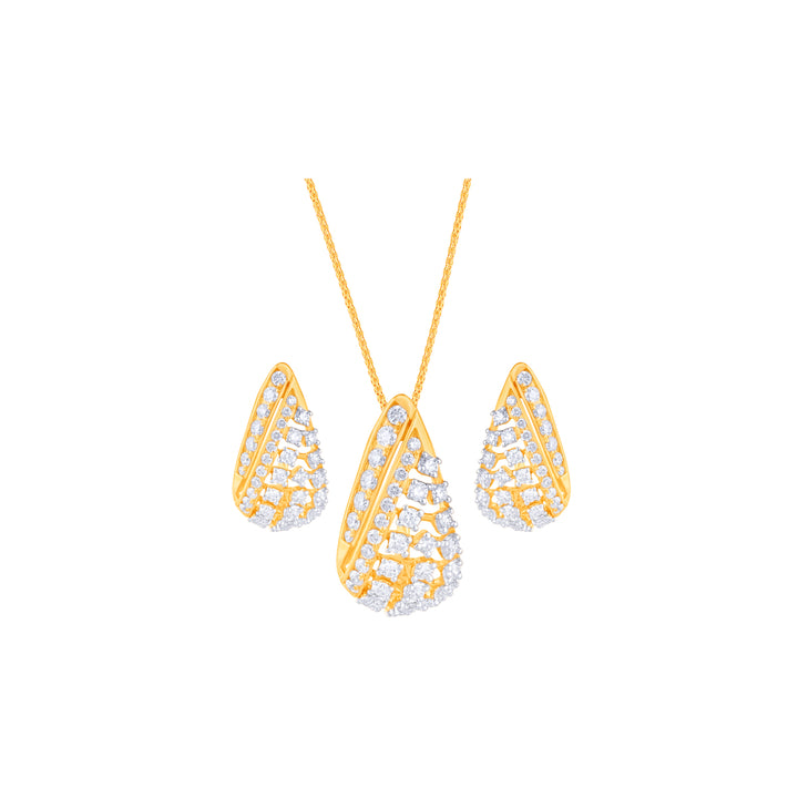 0.93Ct VVS/FG Diamond Pendant Set in 18K Gold
