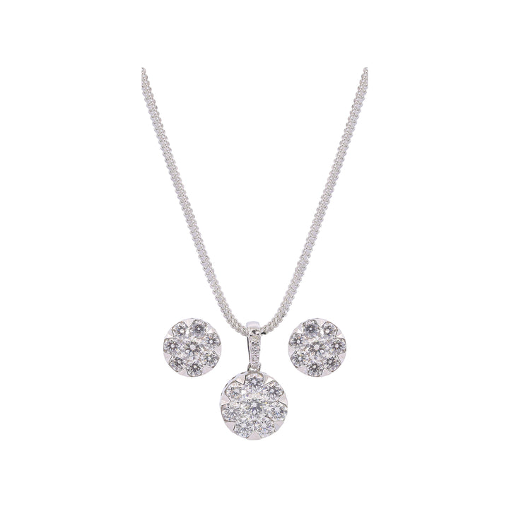2.11 Ct VVS/FG Diamond Pendant Set in 18K White Gold