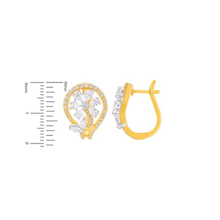 2.26Ct VVS/FG Diamond Pendant Set in 18K Gold