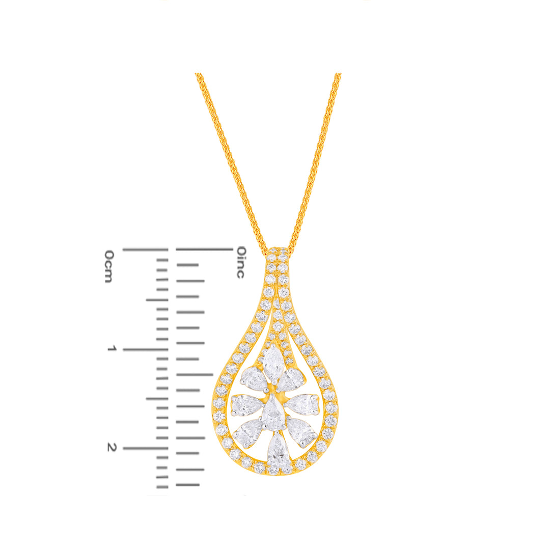 2.33Ct VVS/FG Diamond Pendant Set in 18K Gold