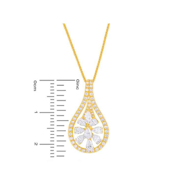 2.33Ct VVS/FG Diamond Pendant Set in 18K Gold