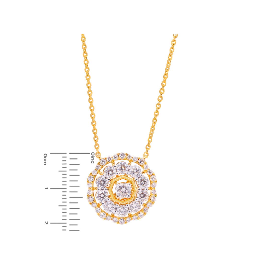 3.30Ct VS/GHI Diamond Pendant Set in 18K Gold