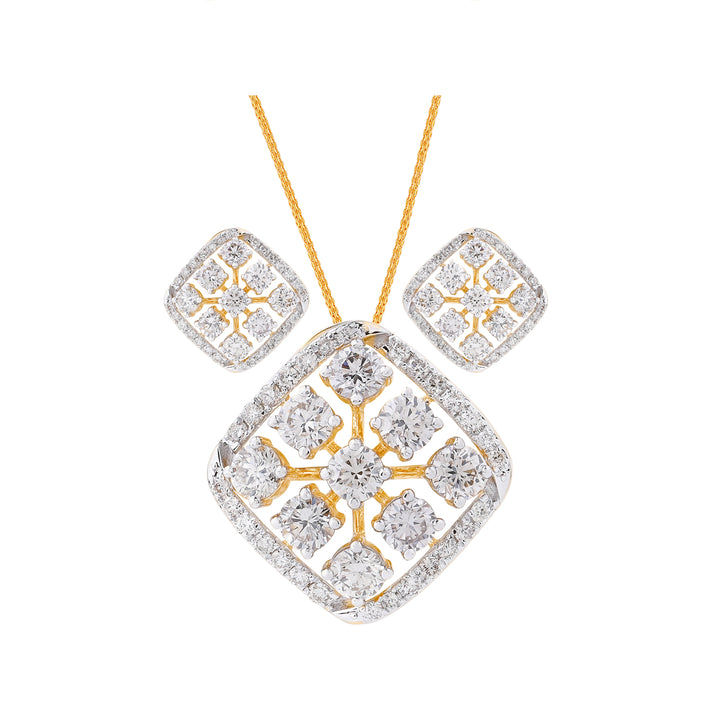 3.07Ct VS/GHI Diamond Pendant Set in 18K Gold