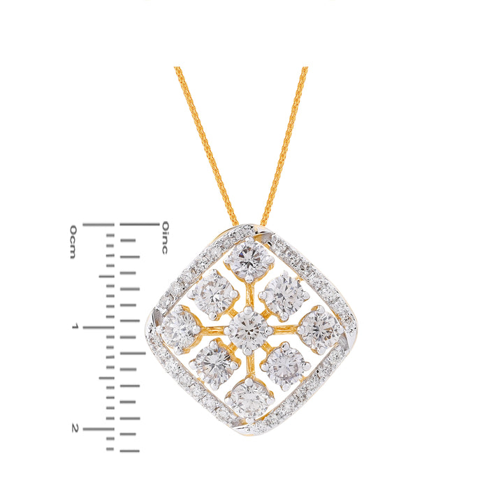 3.07Ct VS/GHI Diamond Pendant Set in 18K Gold