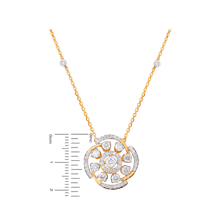 3.15Ct VS/GHI Diamond Pendant Set in 18K Gold