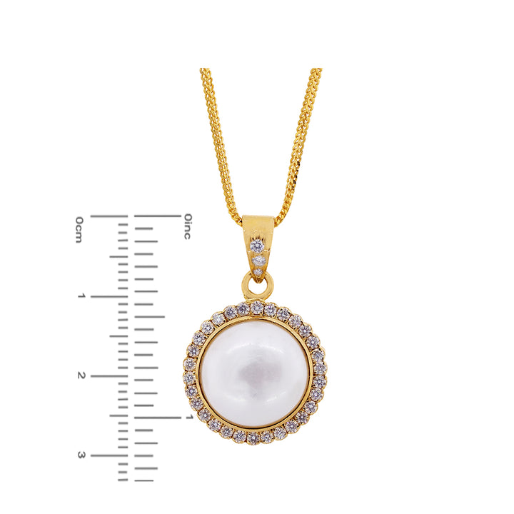 1.68Ct VS/GH Diamond Pendant Set with Pearl in 18K Gold