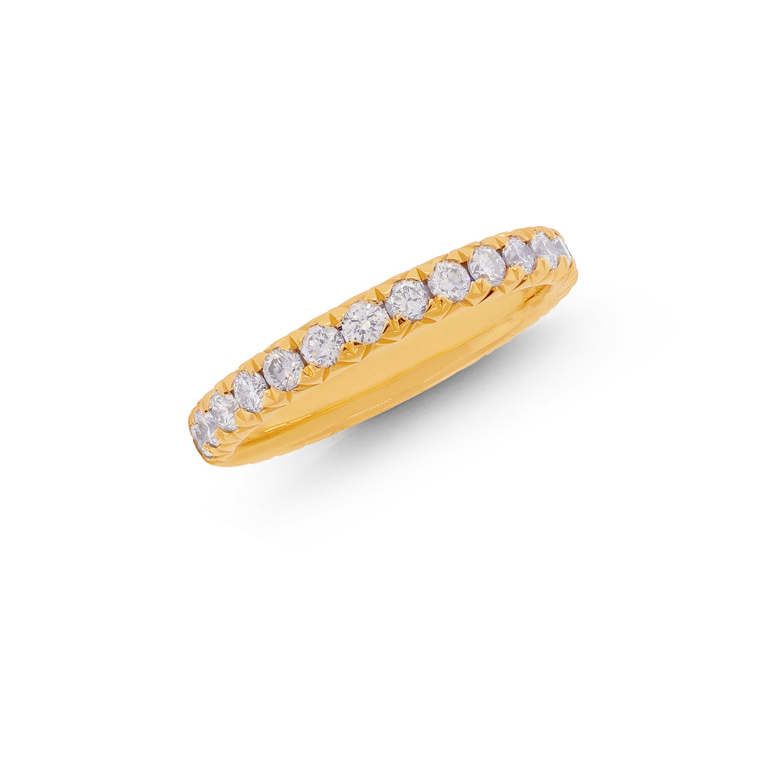 0.99Ct VVS/FG Diamond Band in 18K Gold
