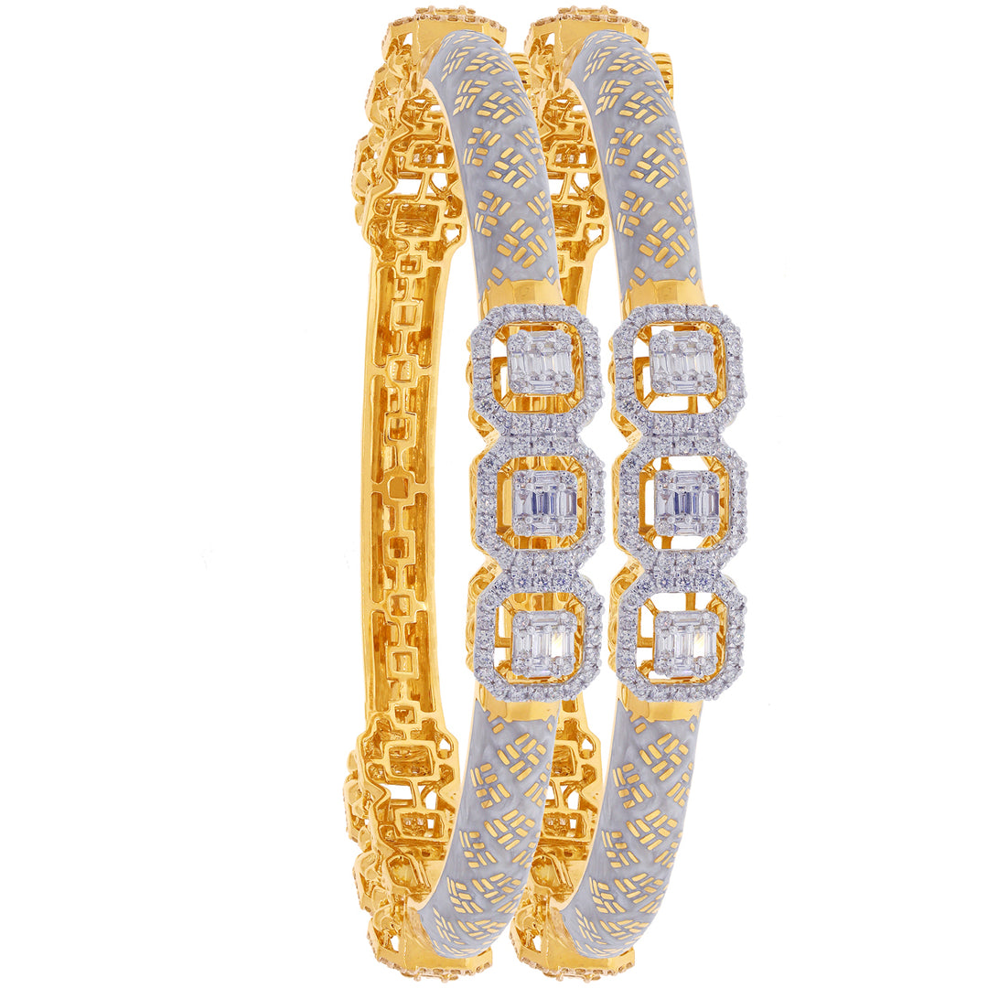 3.82Ct VVS/FG Diamond Set Of 2Pcs Bangles in 18K Gold