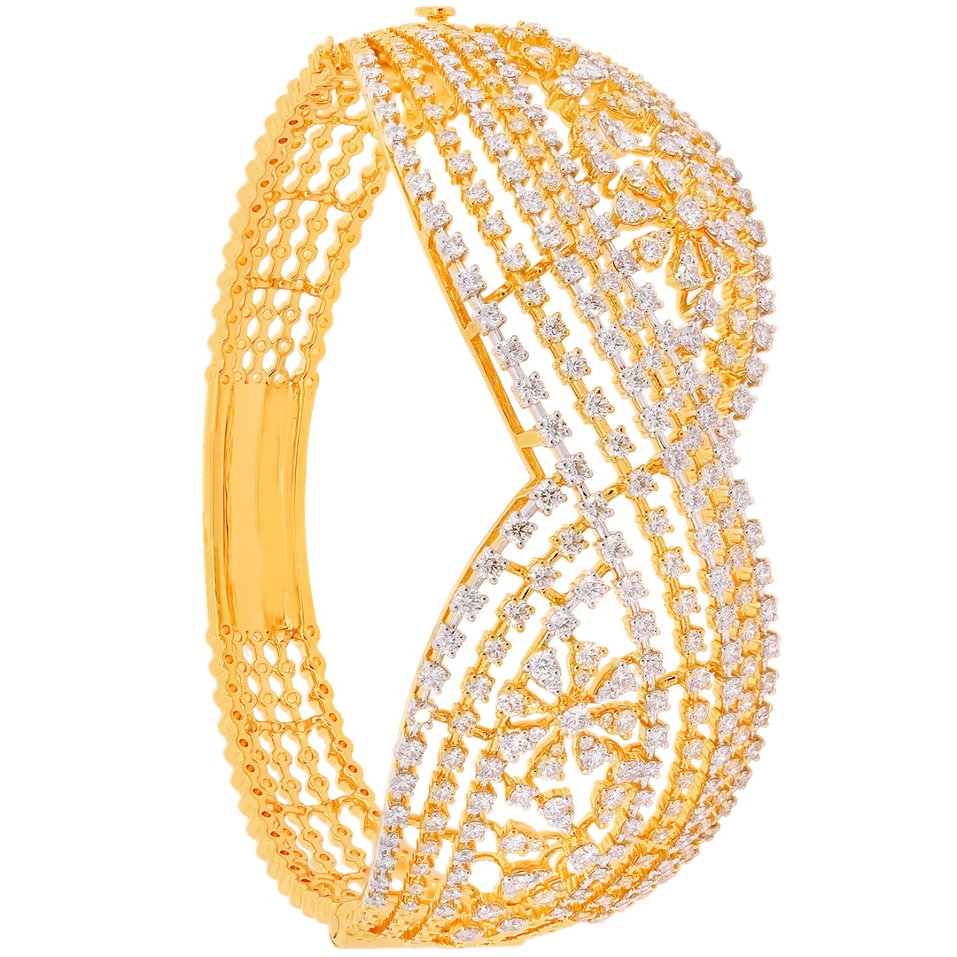 4.88Ct VVS/FG Diamond Bangle Bracelet in 18K Gold