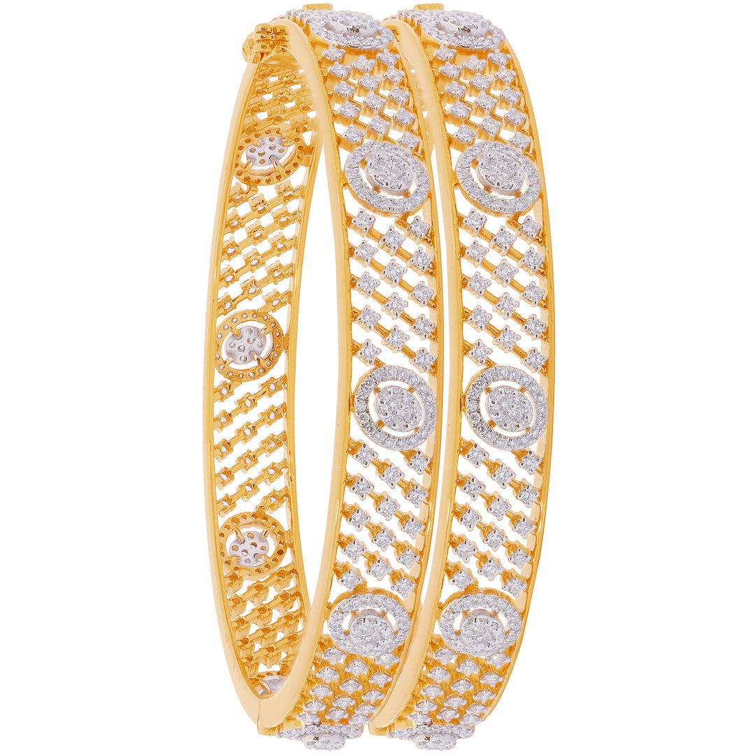 6.18Ct VVS/FG Diamond Set of 2pcs Bangles in 18K Gold