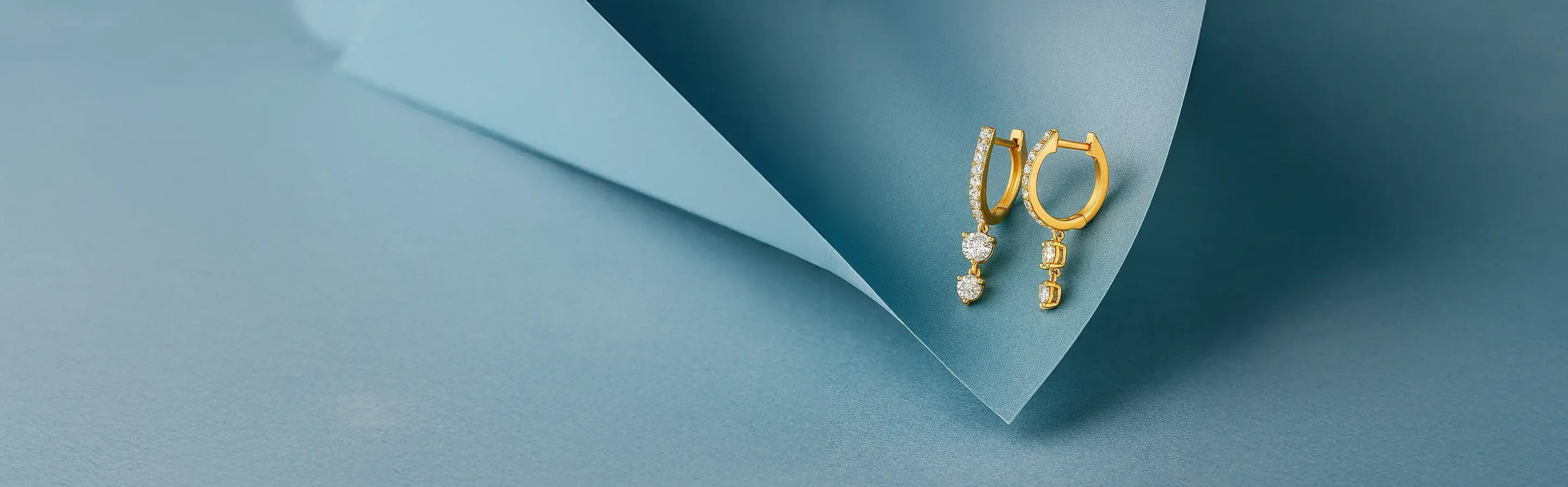 Women / Earrings / Hoops