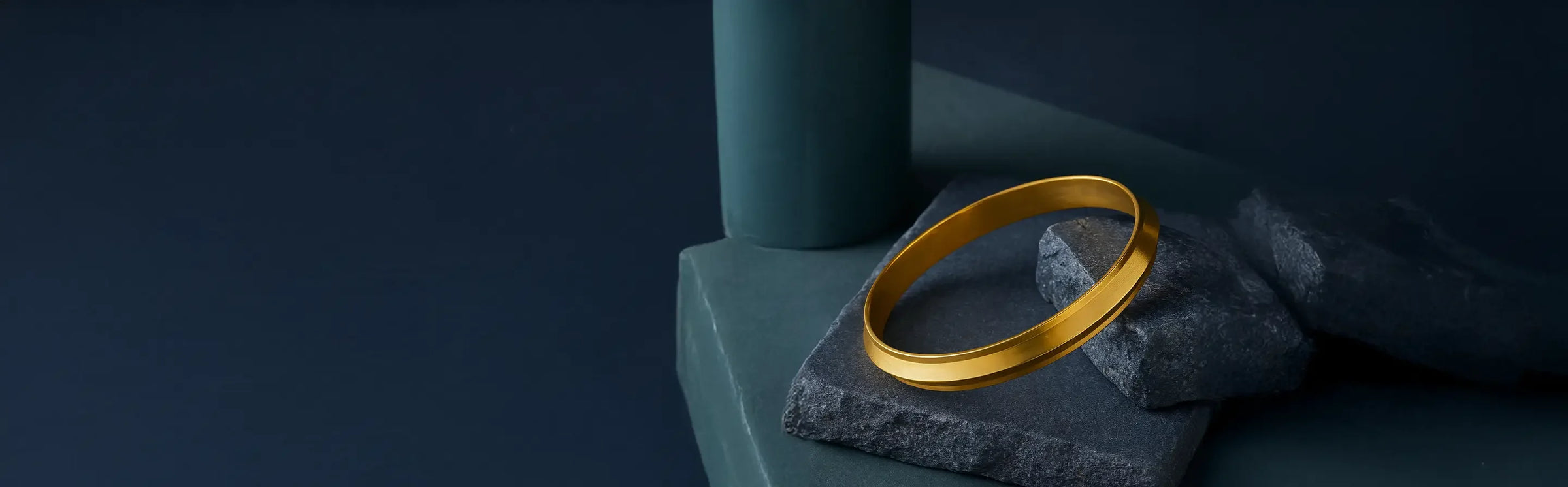 Men / Bracelets / Kadas