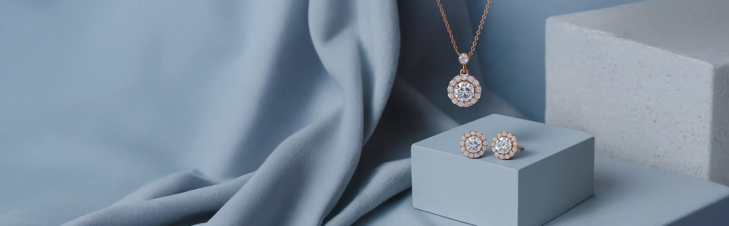 Women / Certified Solitaires