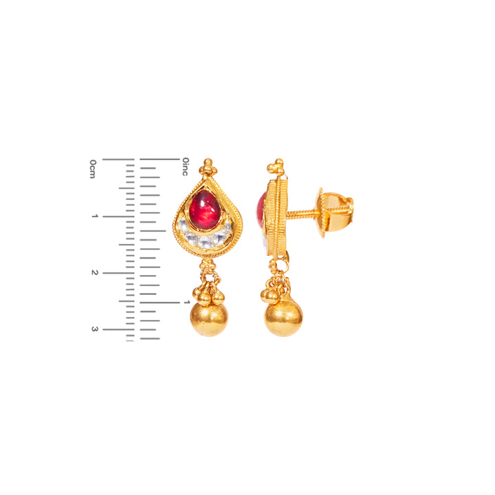 Beautiful Antique Necklace Set With Kundan & Gemstones in 22K Gold