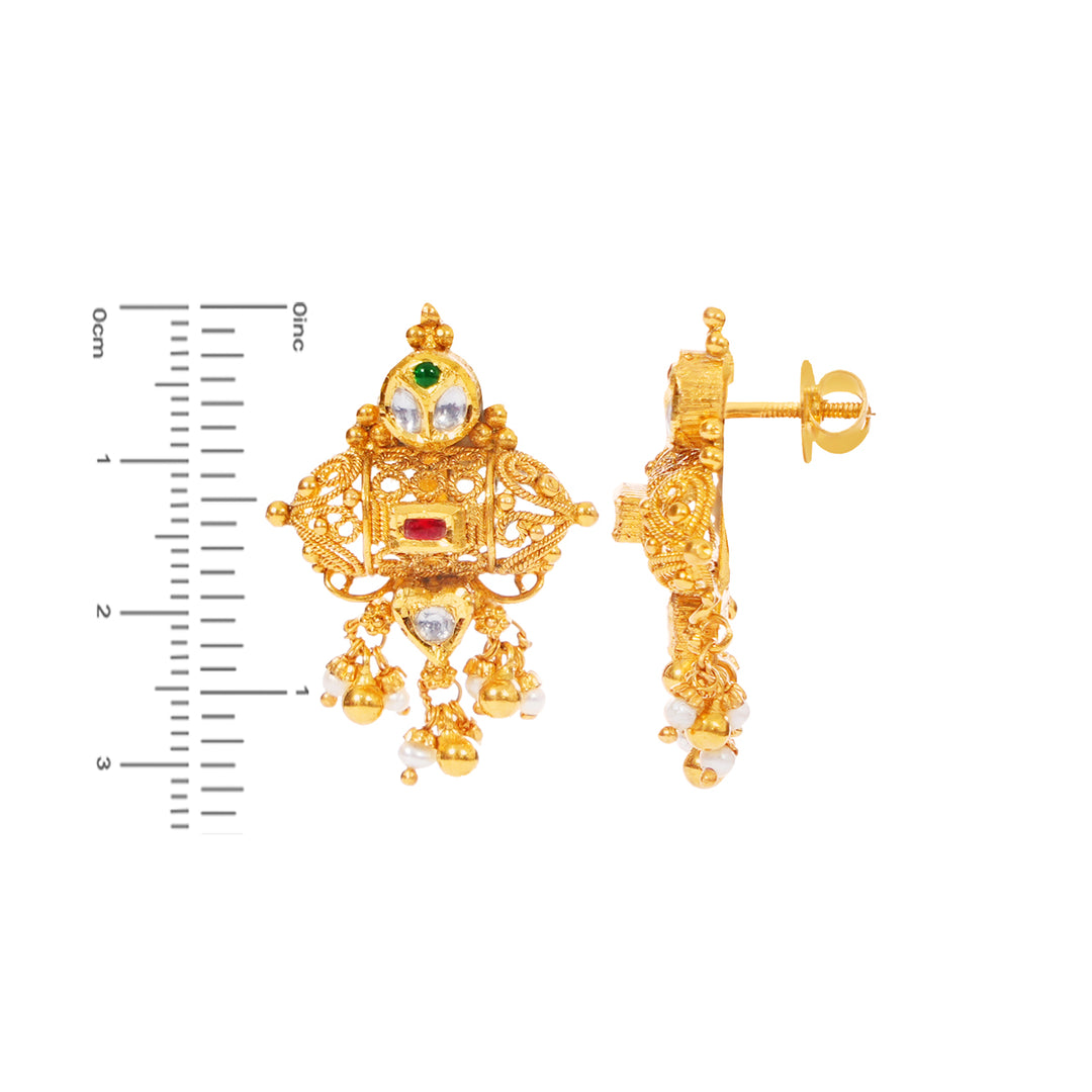 Elegant Antique Necklace Set With Kundan & Gemstones in 22K Gold