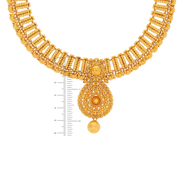 Graceful Antique Necklace Set in 22K Gold
