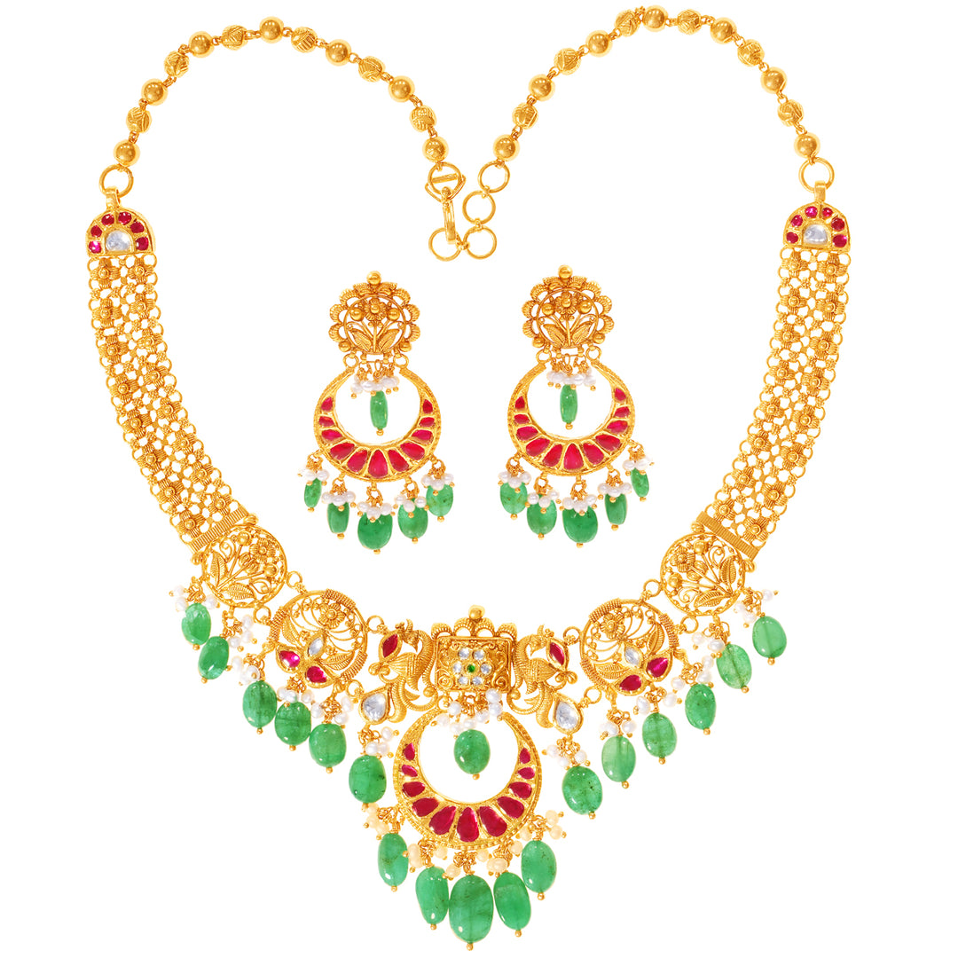 Lovely Antique Necklace Set With Kundan & Gemstones in 22K Gold