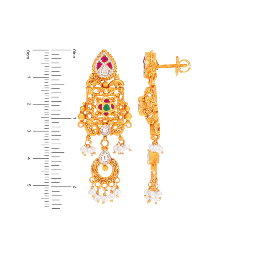 Charming Antique Choker Set With Kundan & Gemstones in 22K Gold