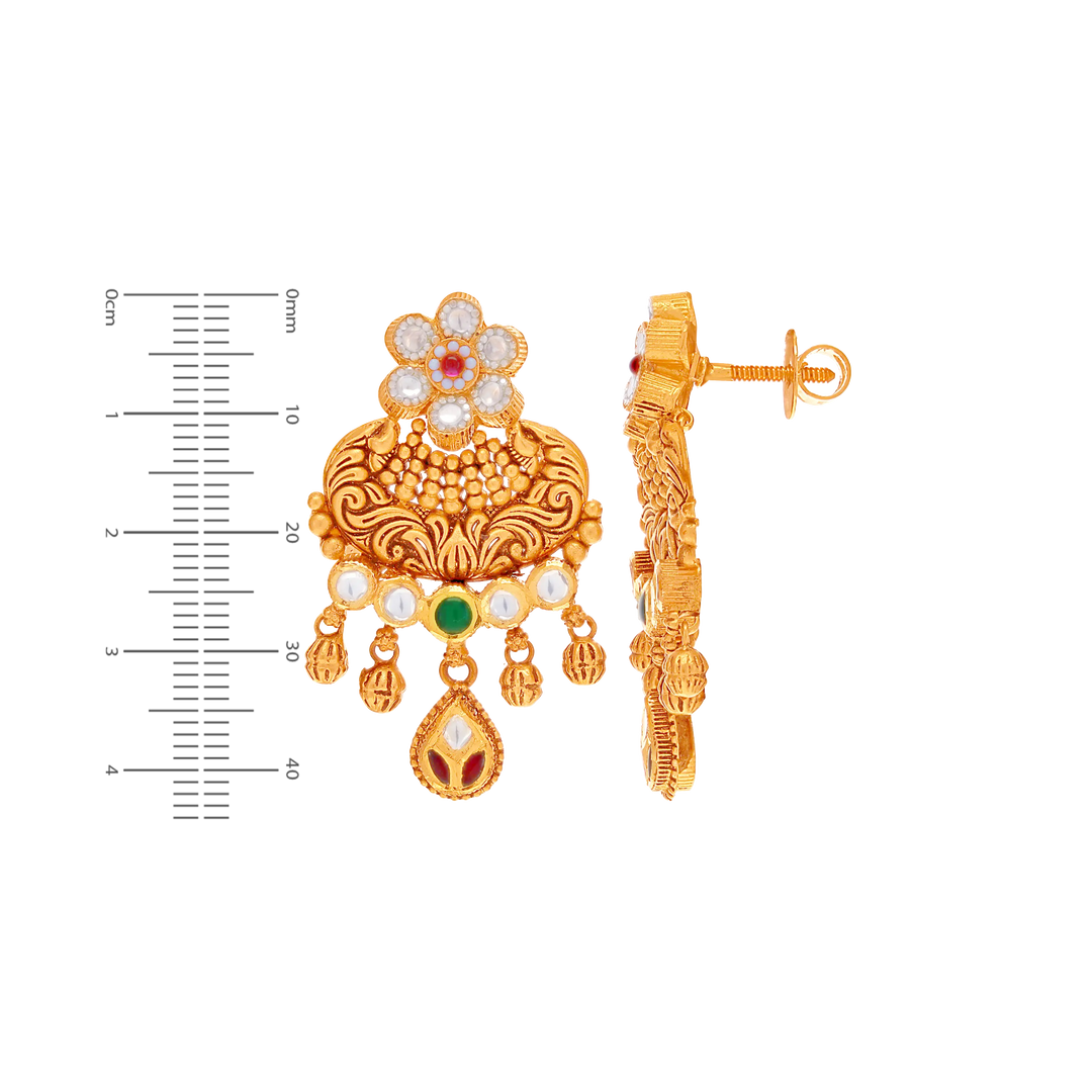 Detailed Antique Necklace Set With Kundan in 22K Gold