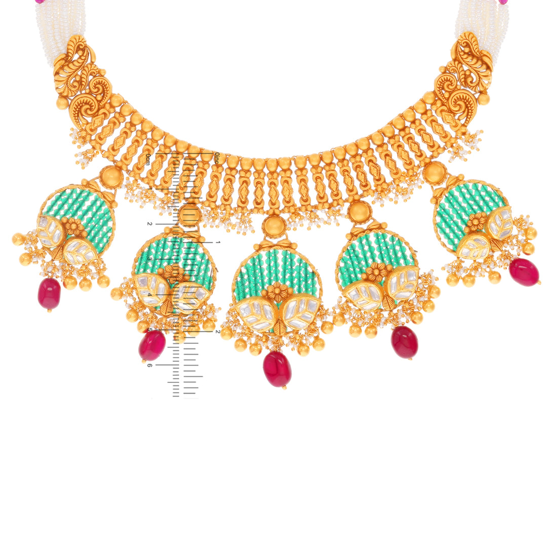 Delightful Antique Necklace Set With Kundan & Gemstones in 22K Gold