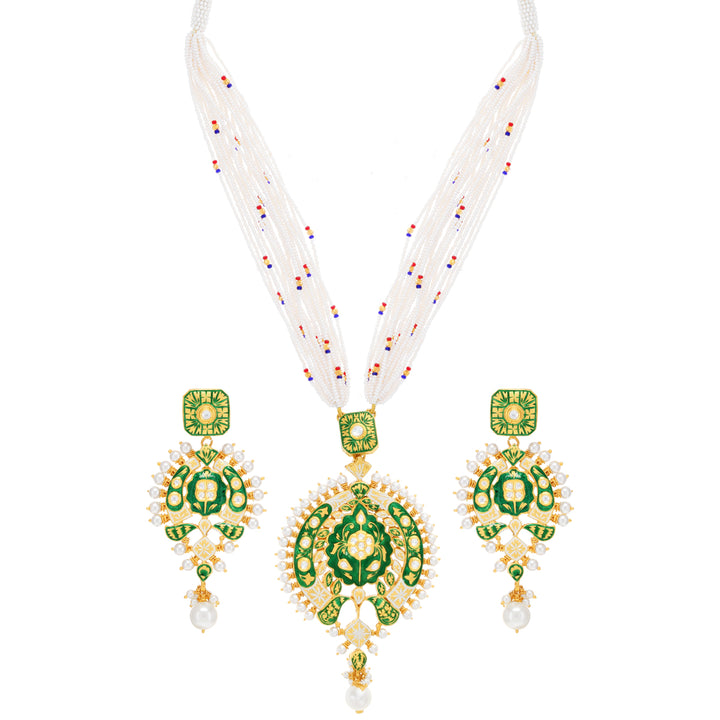 Elegant Antique Necklace Set With Pearl & Kundan in 22K Gold