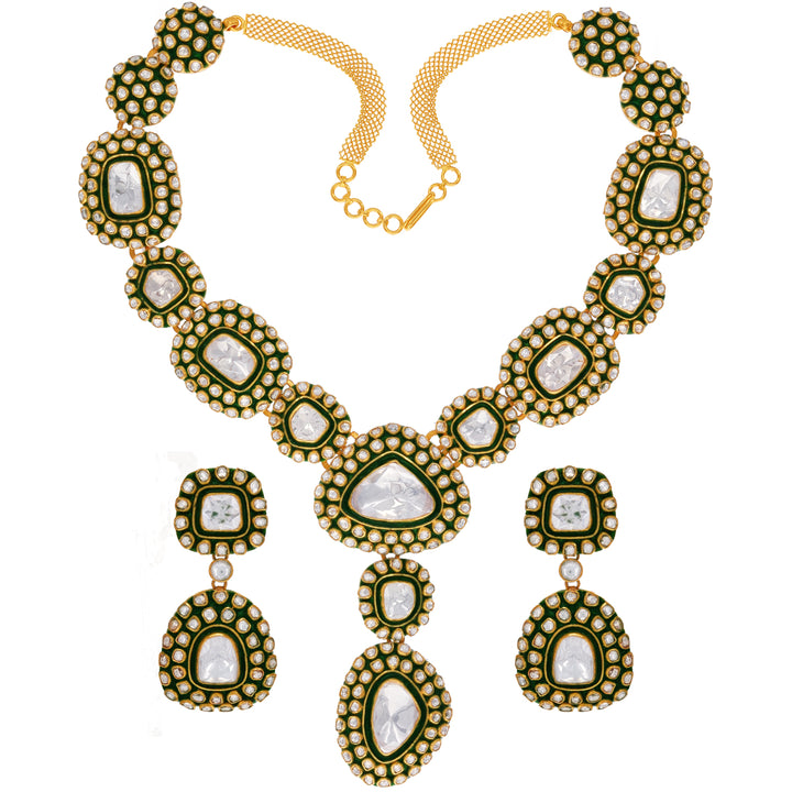 Attractive Antique Necklace Set With Kundan & Gemstones in 22K Gold