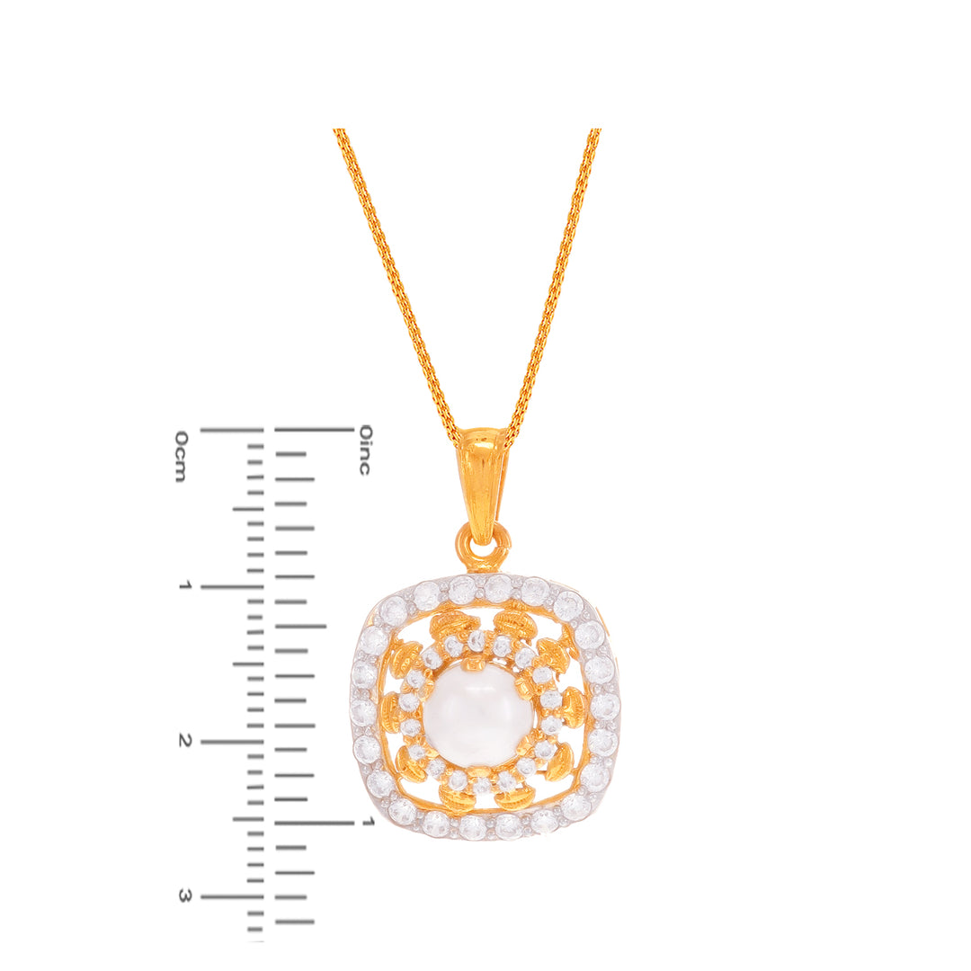 Endearing Antique Pendant Set With Pearl & CZ in 22K Gold
