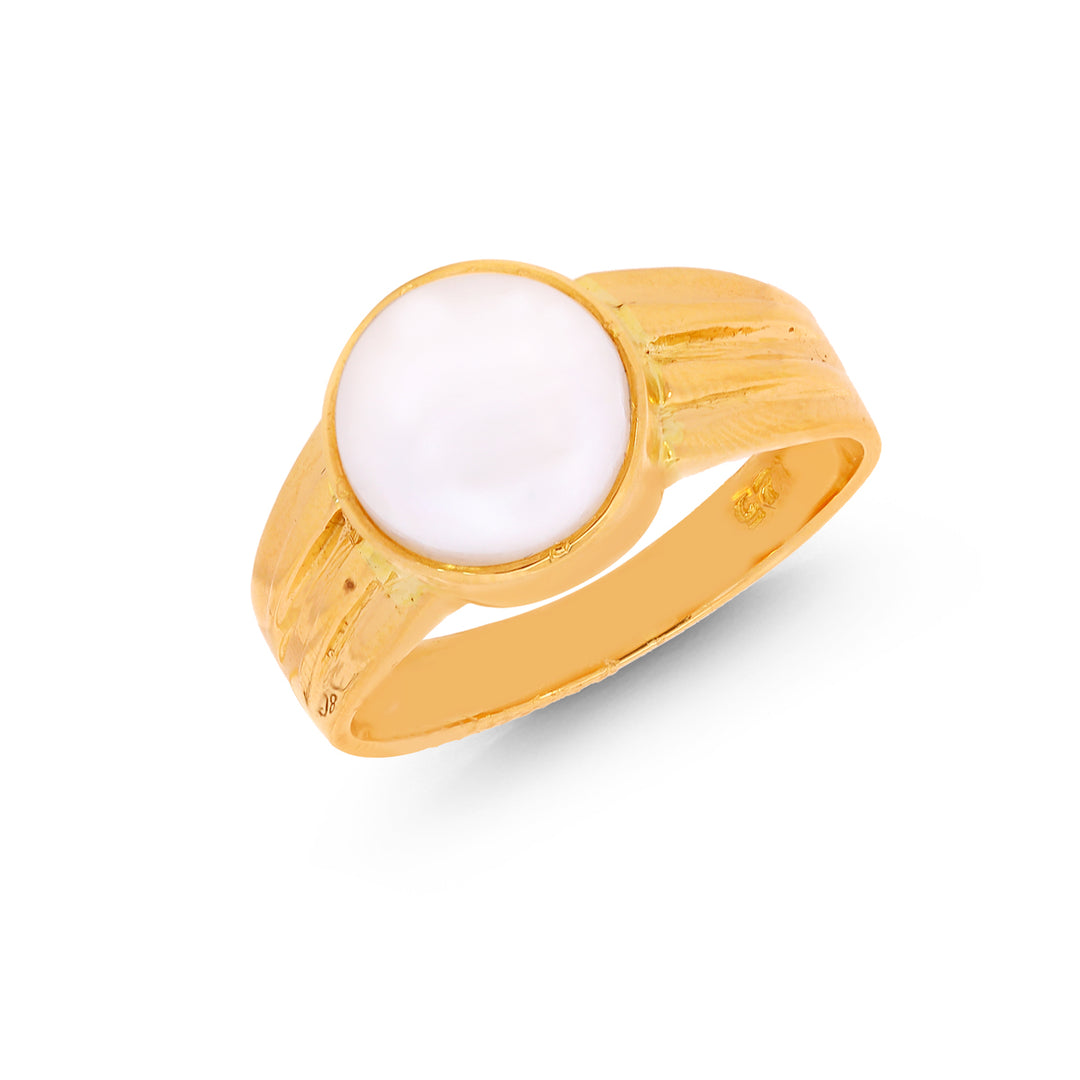 Alluring Ring With Pearl in 22K Gold