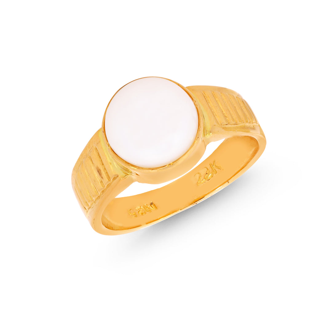 Lovely Ring With Pearl in 22K Gold