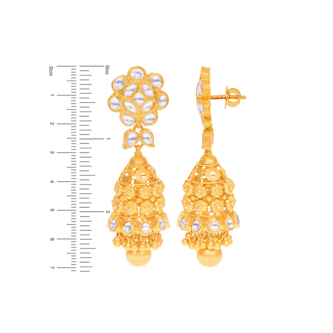 Enchanting Antique Choker Set With Kundan in 22K Gold