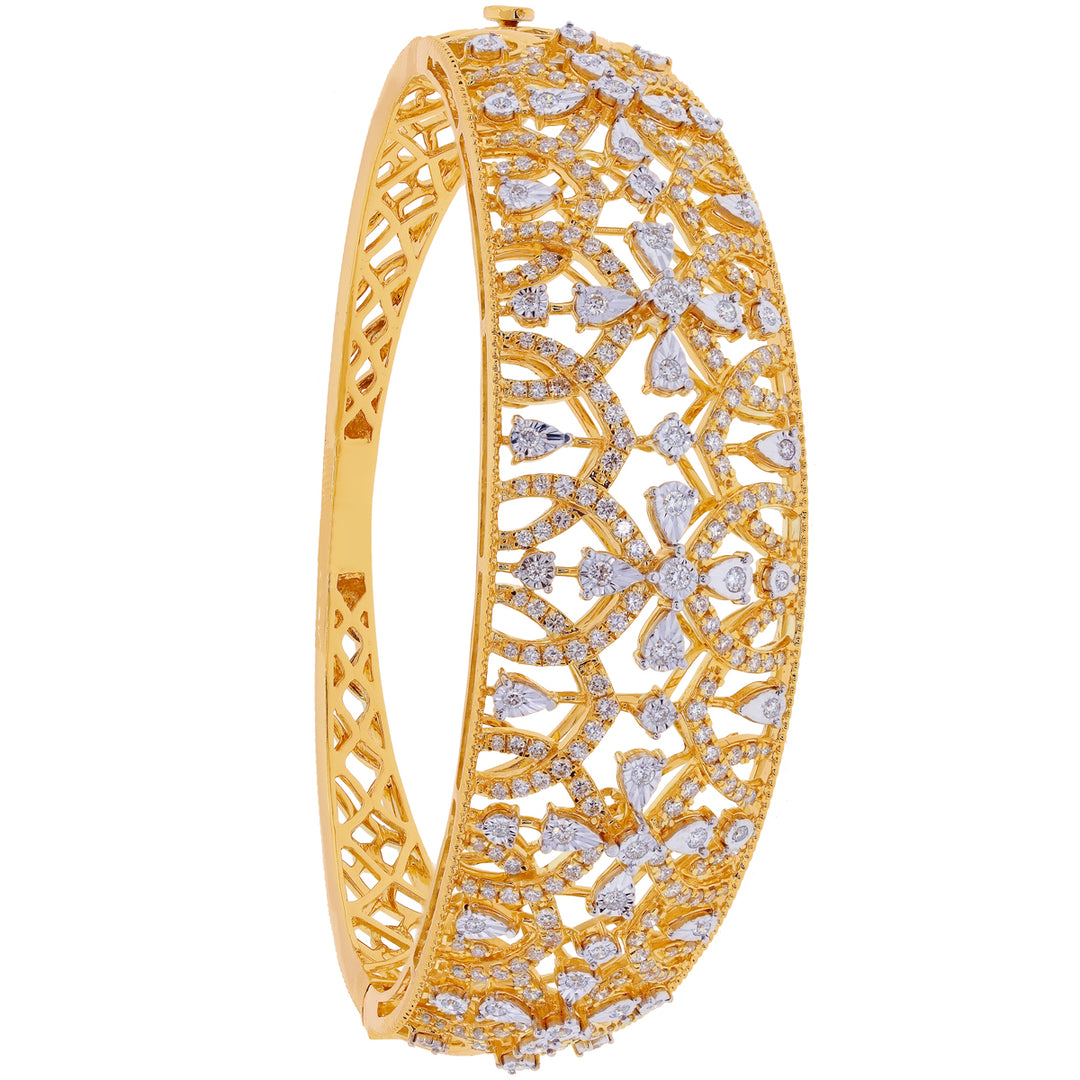 1.69Ct VVS/FG Diamond Bangle Bracelet in 18K Gold