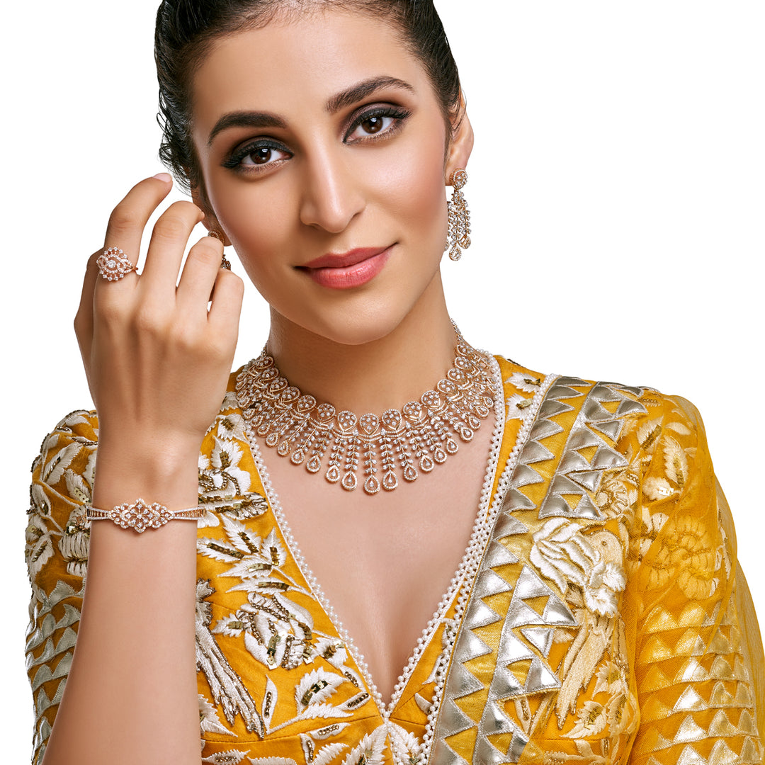 0.67CTW VVS/FG Diamond Ring in 18K Gold